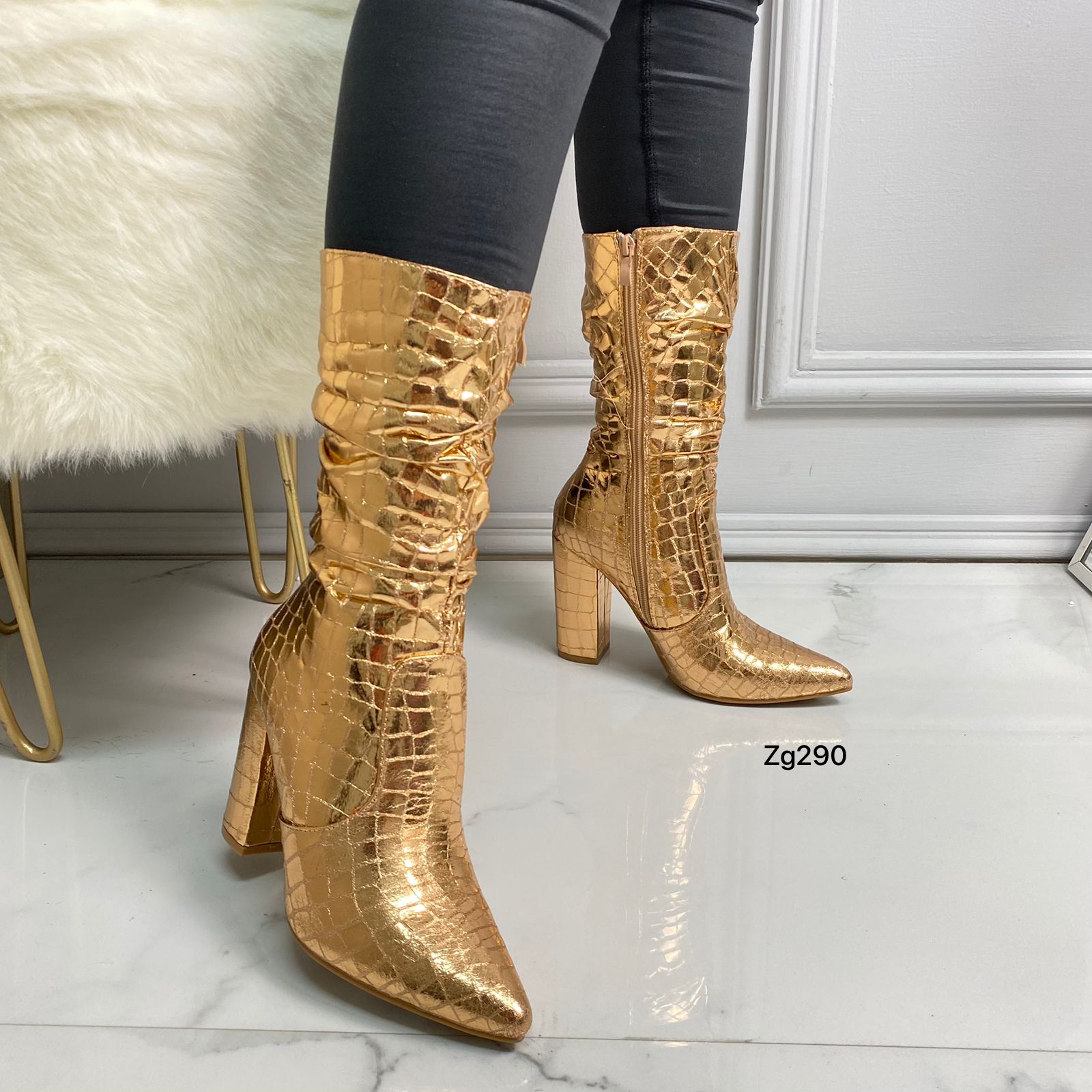 Botin dorado textura brillante tacon 10cm K21-32 C-25
